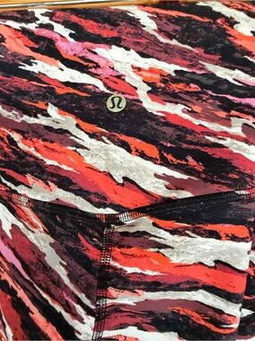 lululemon athletica Women's Align High-Multicolor Tiger Tide Smoky Red Leggings